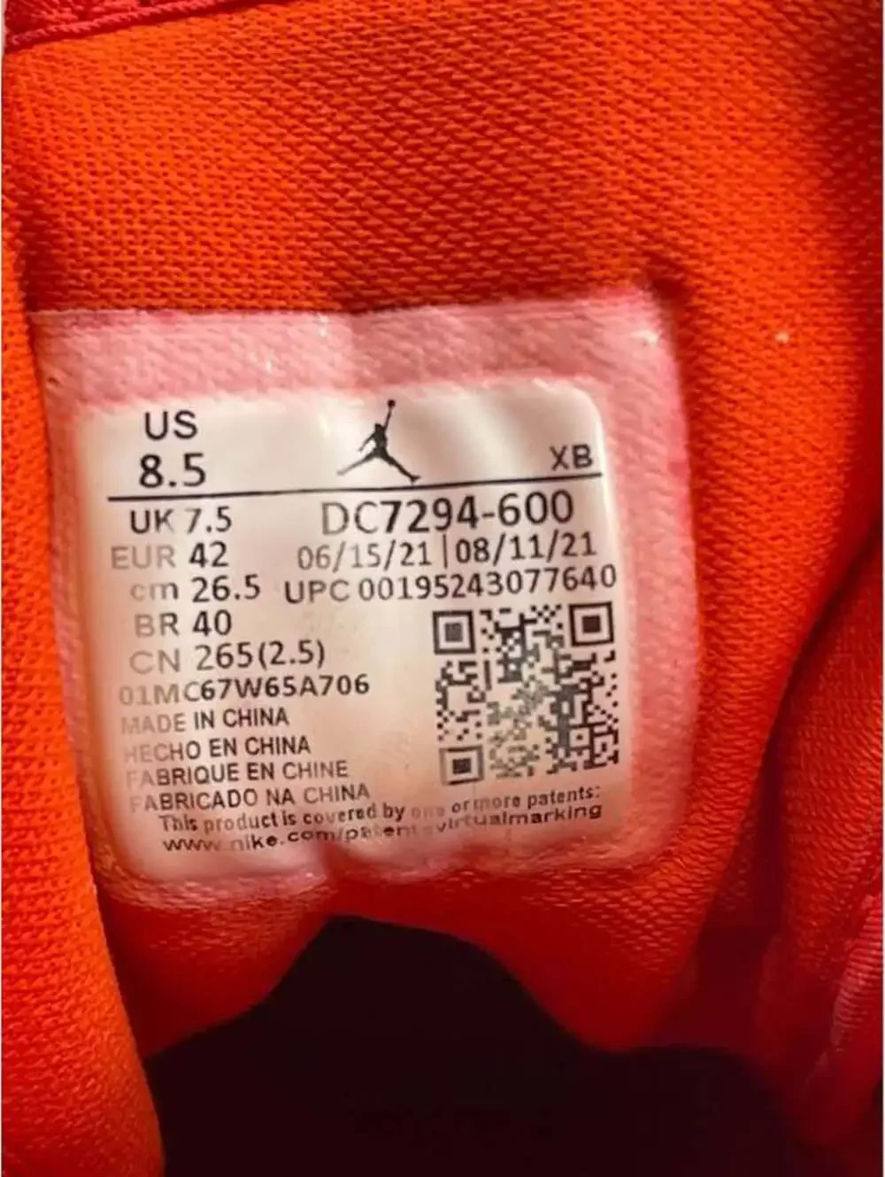 Nike Air Jordan 1 Mid Barcelona Chile Red Men’s US 8.5 DC7294-600